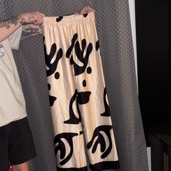 Petal & Pup Black and Cream Patterned Pants - Picture 2 of 5